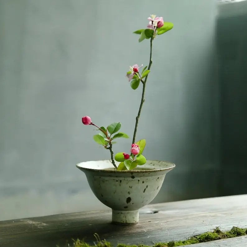 Ikebana Vase 1