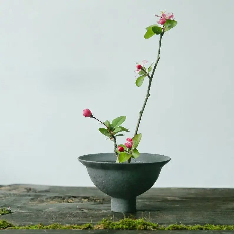 Ikebana Vase 2
