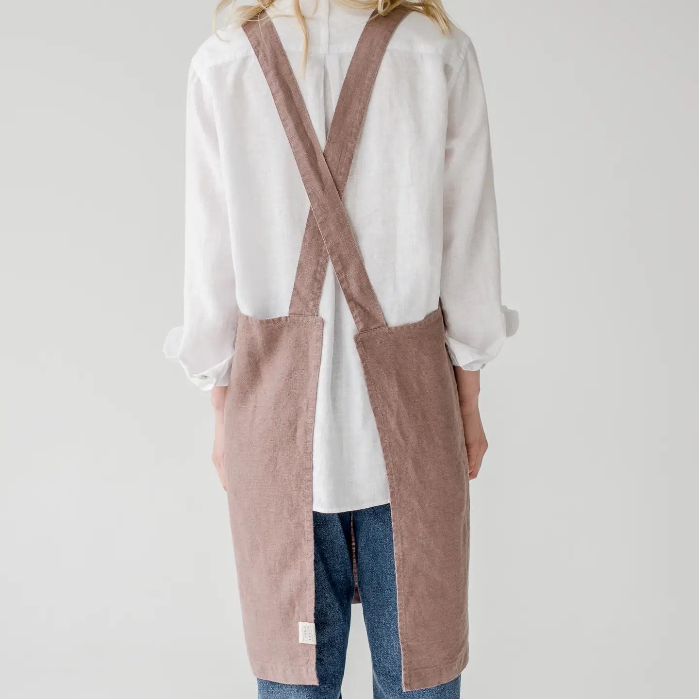 Crossback Linen Apron - Ashes of Roses - Buffalo